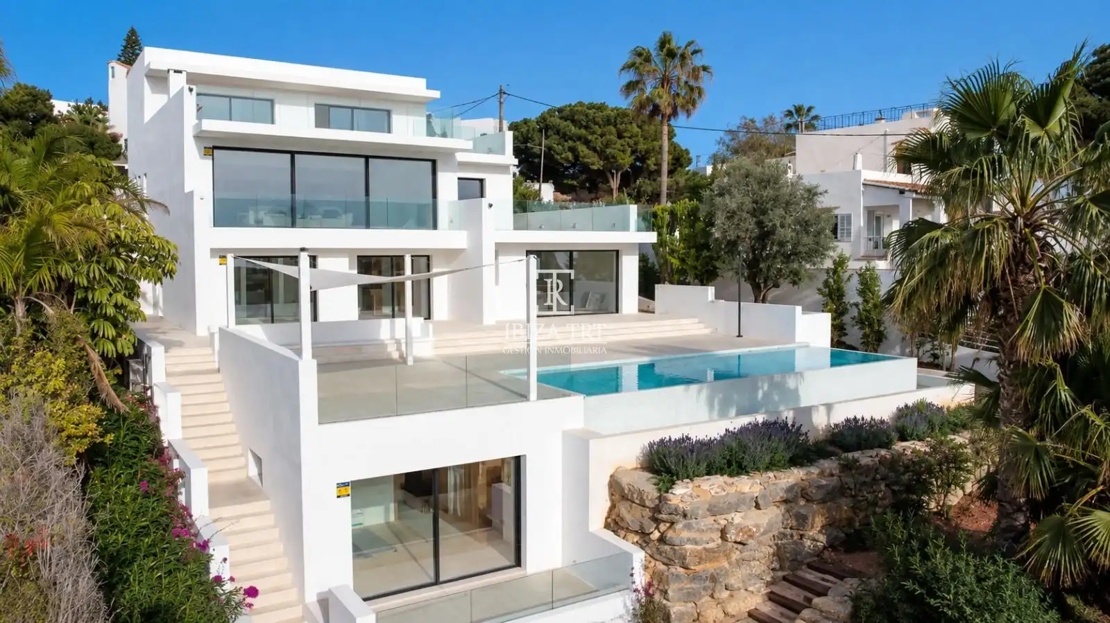 Casa amb piscina en venda a Carrer de la Torre de Can Negre, imagen 2