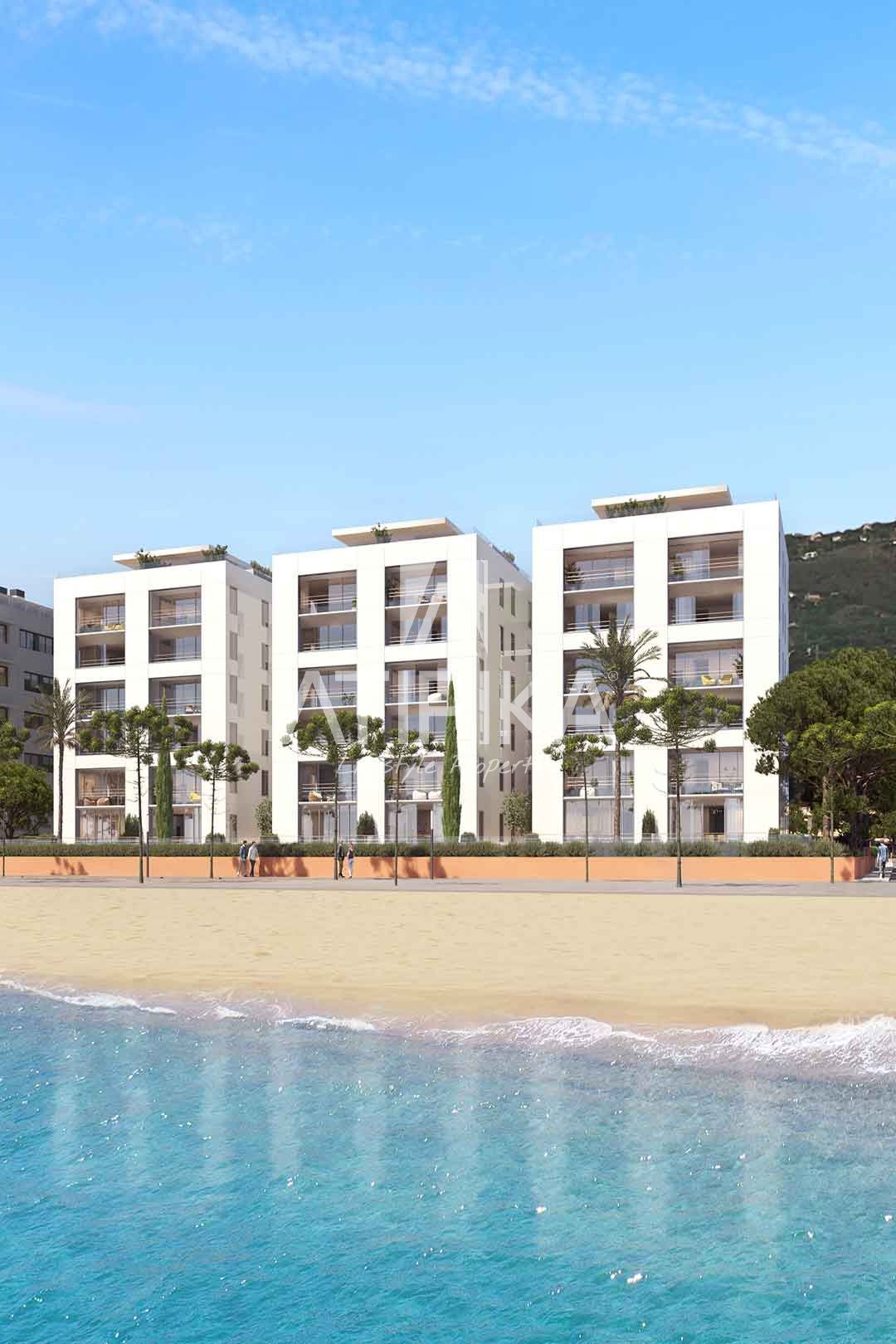 Vista exterior de Àtic en venda en Castell-Platja d'Aro amb Aire condicionat, Calefacció i Terrassa