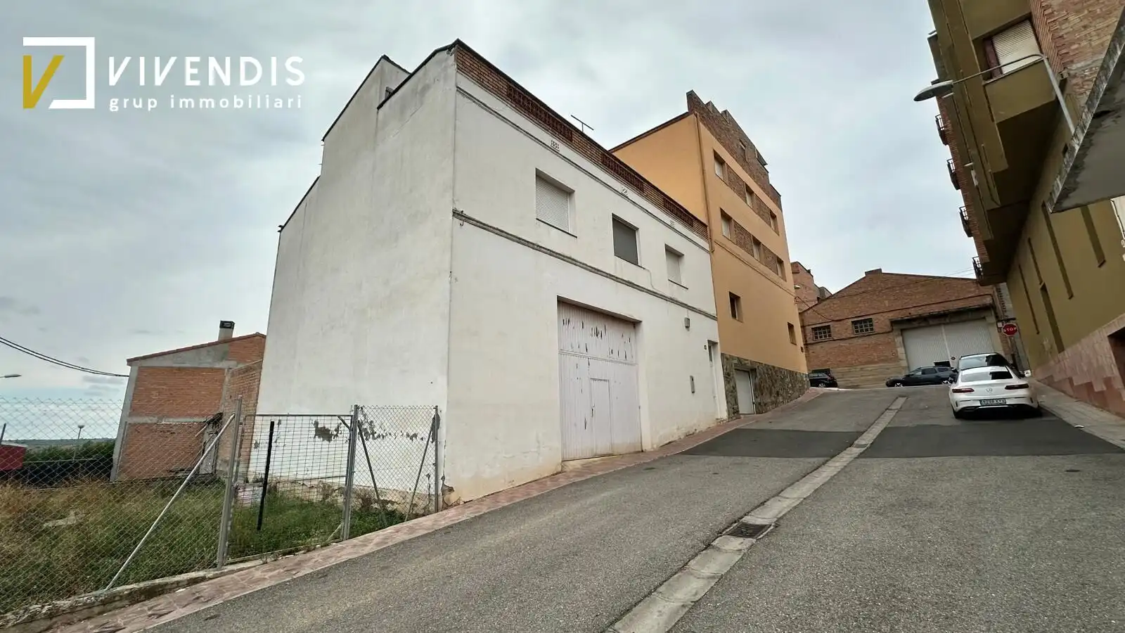 Vista exterior de Casa o chalet en venta en Almenar con Calefacción, Terraza y Amueblado
