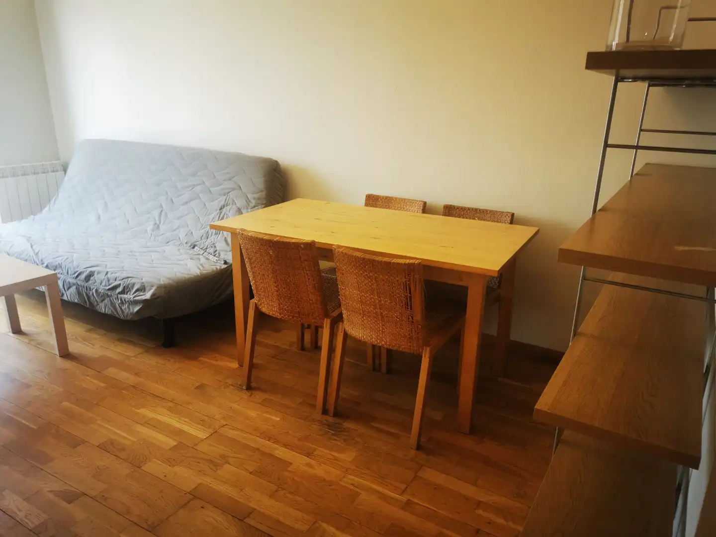 Comedor de Apartamento de alquiler en Salamanca con Calefacción, Parquet y Amueblado