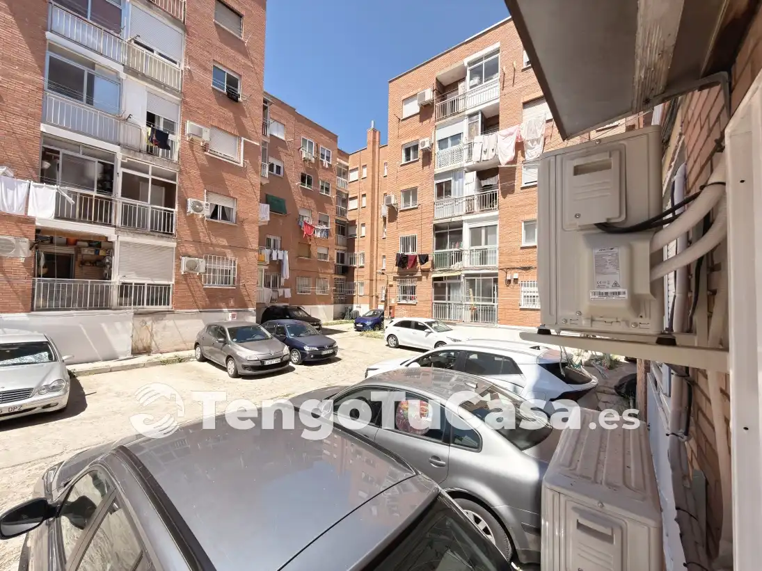Außenansicht von Wohnung zum Verkauf in Madrid mit Klimaanlage, Heizung und Möbliert