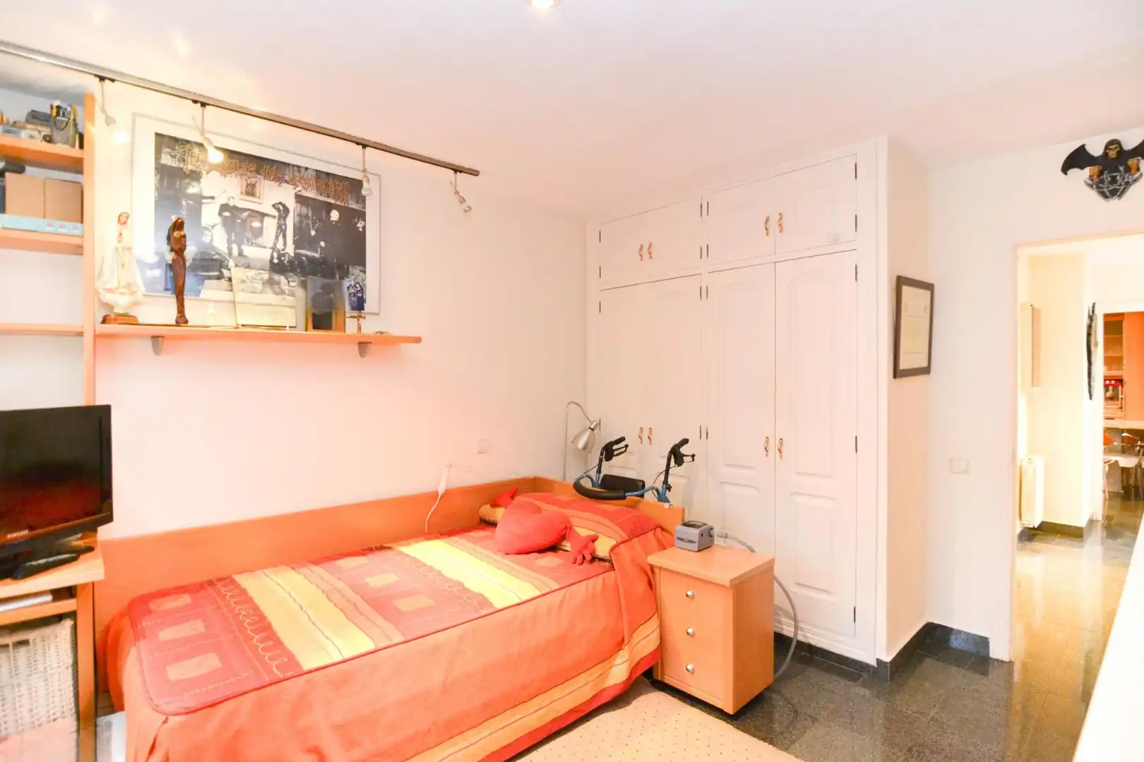 Bedroom of Houses for sale in Villanueva de la Cañada  with Air Conditioner, Private garden and Terrace