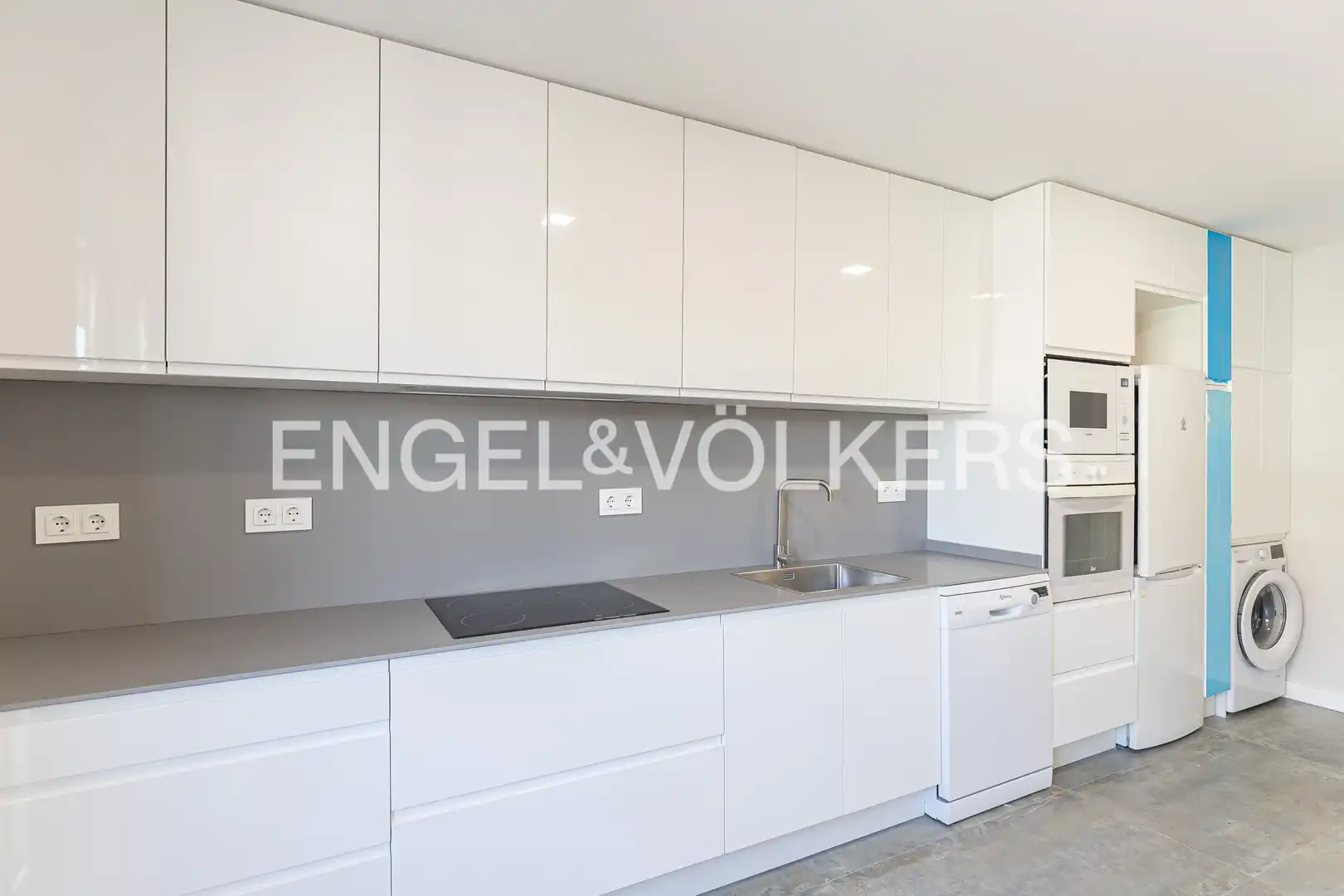 Kitchen of Flat for rent in Madrid  with Air Conditioner, Heating and Terrace