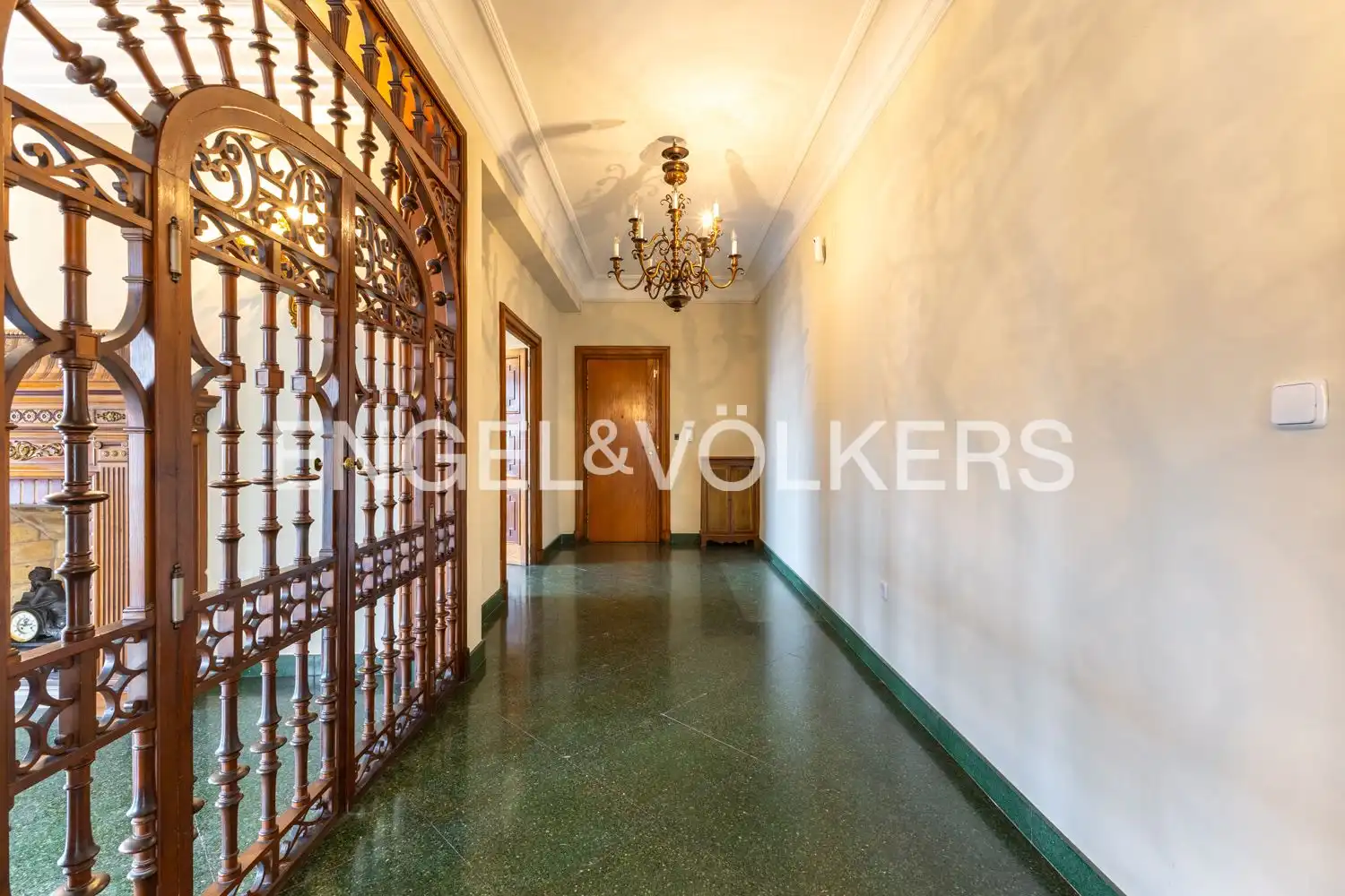 Flat for rent in Valencia  with Air Conditioner, Heating and Terrace