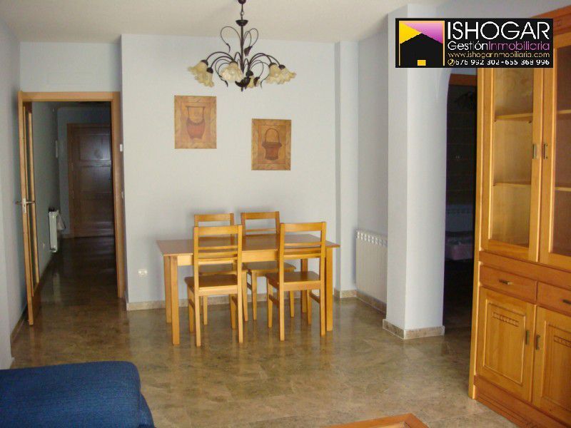 Comedor de Piso de alquiler en Valdepeñas con Aire acondicionado, Calefacción y Balcón