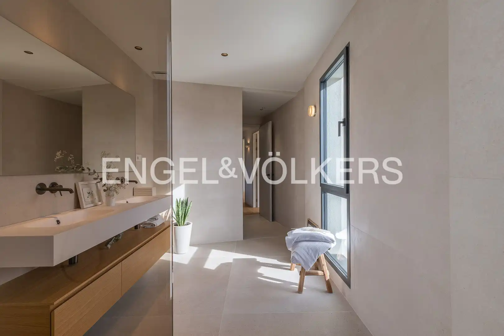 Bathroom of Houses for sale in Sant Cugat del Vallès  with Air Conditioner, Heating and Private garden