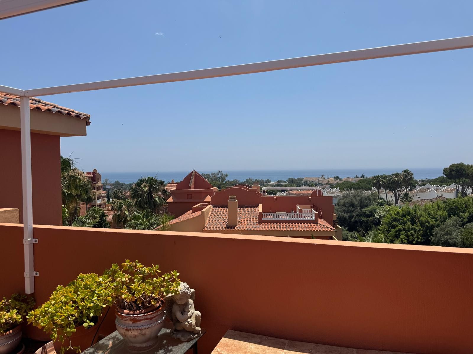 Vista exterior de Dúplex en venda en Marbella amb Aire condicionat, Calefacció i Terrassa