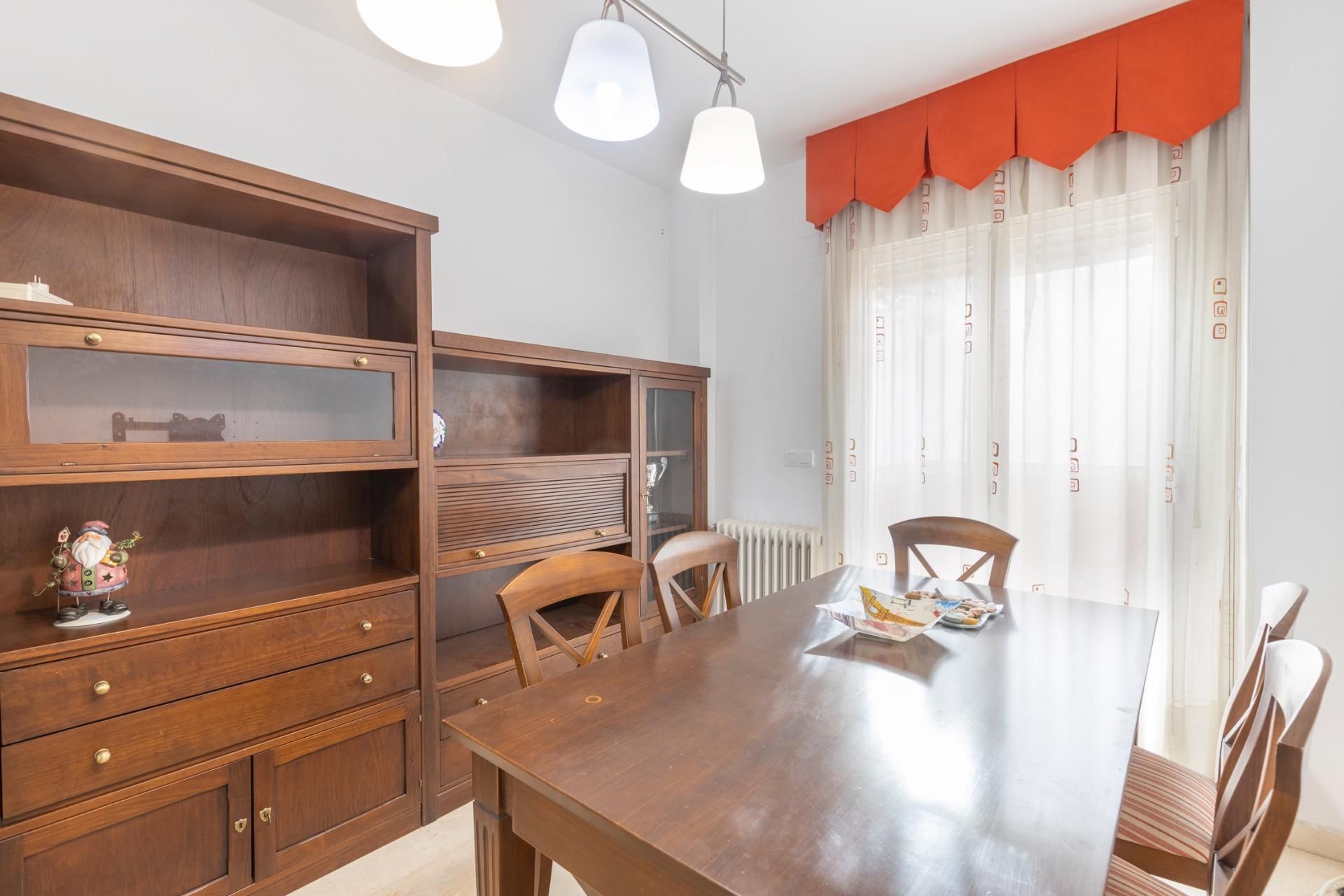 Dining room of Single-family semi-detached for sale in  Granada Capital  with Air Conditioner, Heating and Terrace