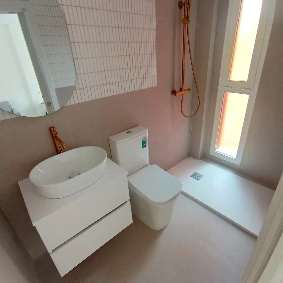Bathroom of Study for sale in Málaga  with Terrace