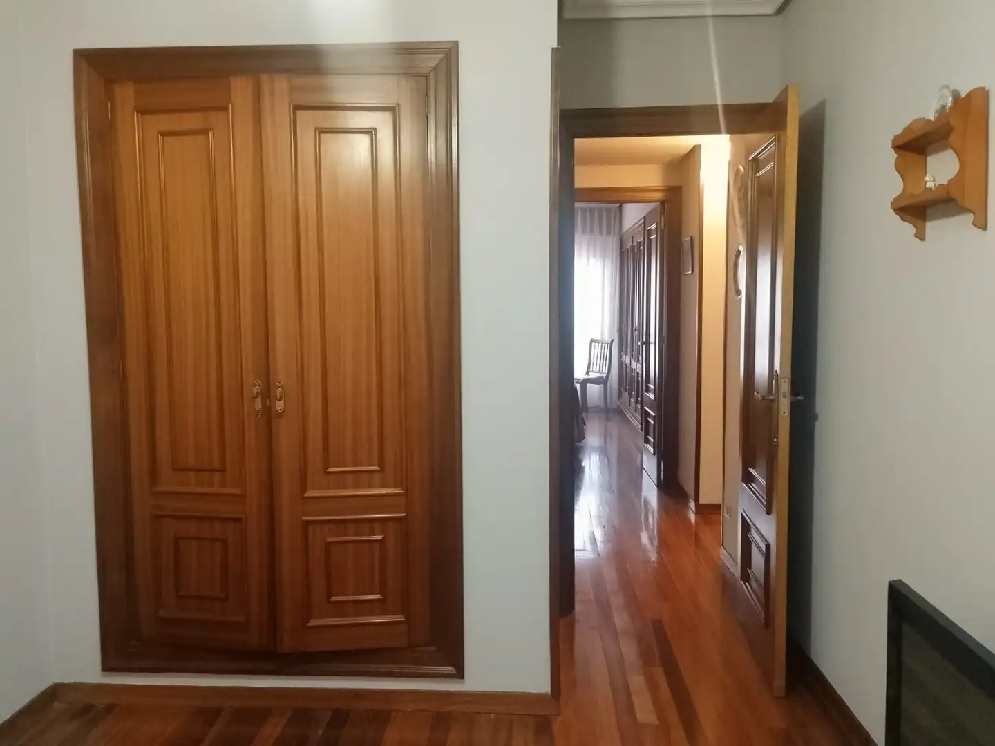 Piso de alquiler en Oviedo  con Calefacción, Parquet y Amueblado