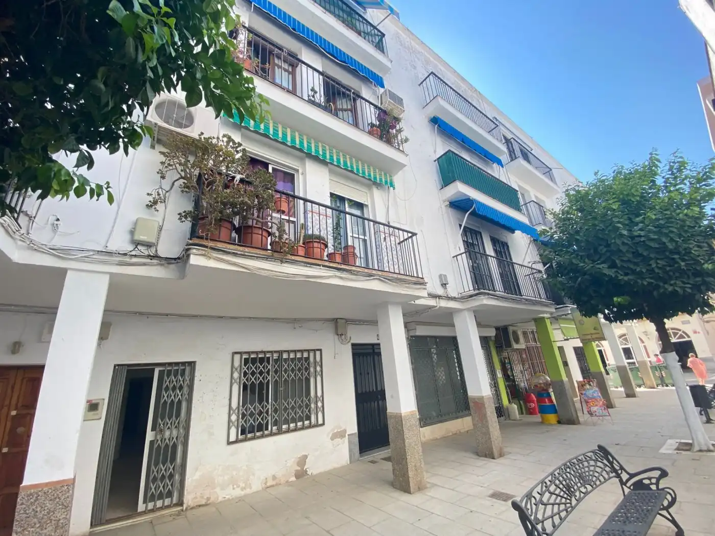 Nave industrial en venta en Lora del Río