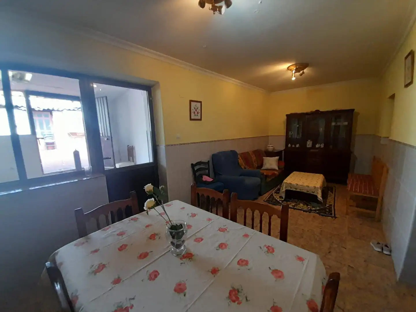 Sala d'estar de Casa adosada en venda en Puertollano amb Aire condicionat i Traster