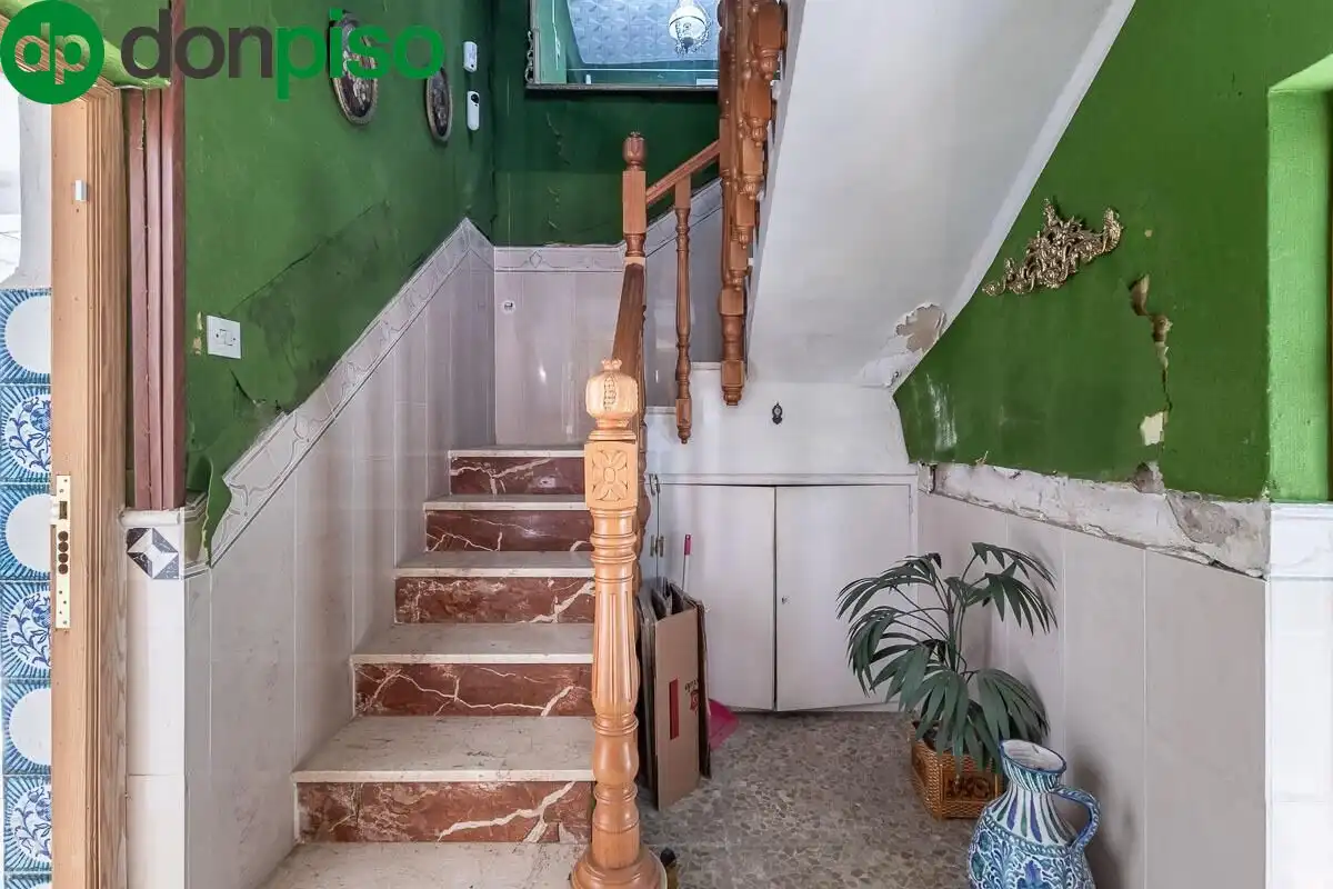 Detached homes for sale in Granada  with Private garden