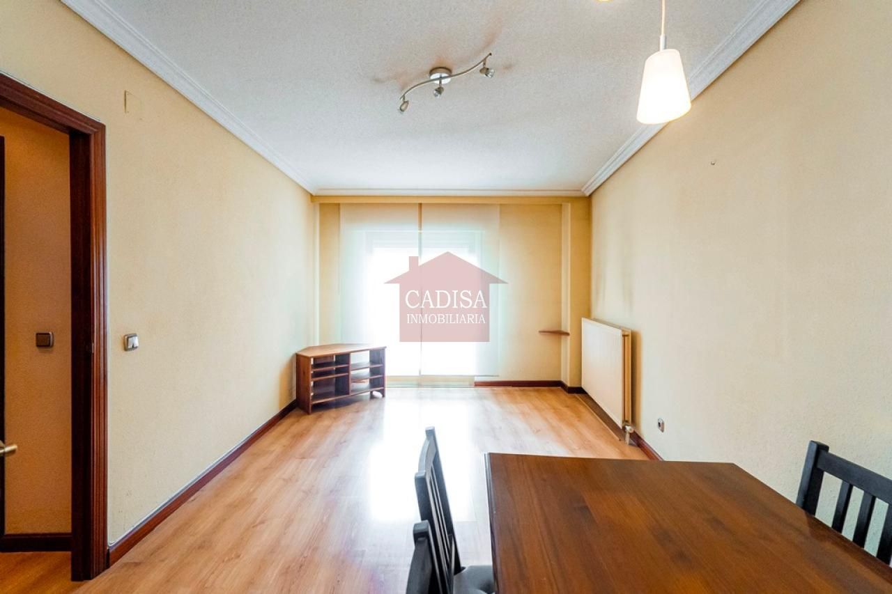 Bedroom of Flat for sale in Santa Marta de Tormes  with Heating and Furnished