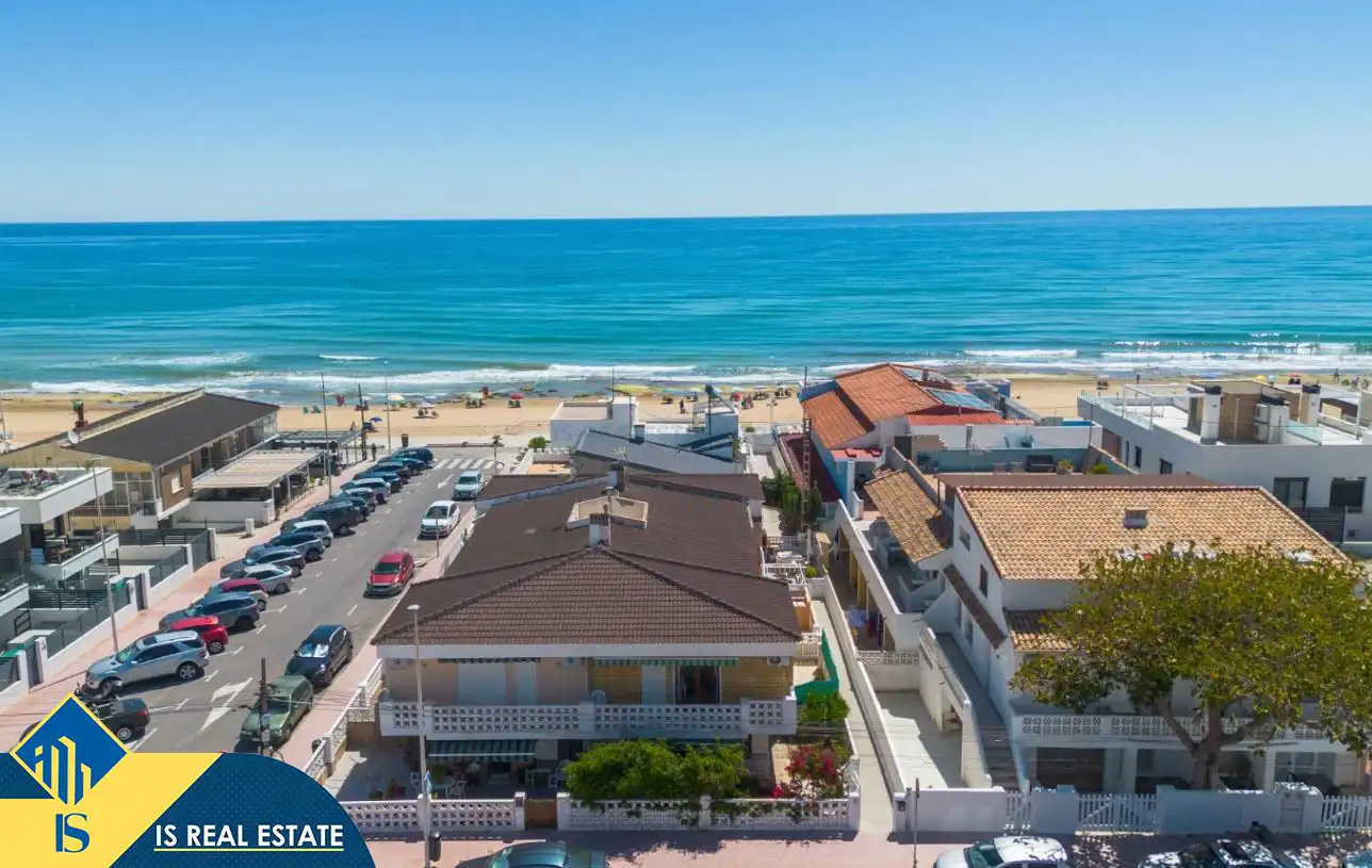Exterior view of Houses for sale in Torrevieja  with Air Conditioner, Heating and Terrace
