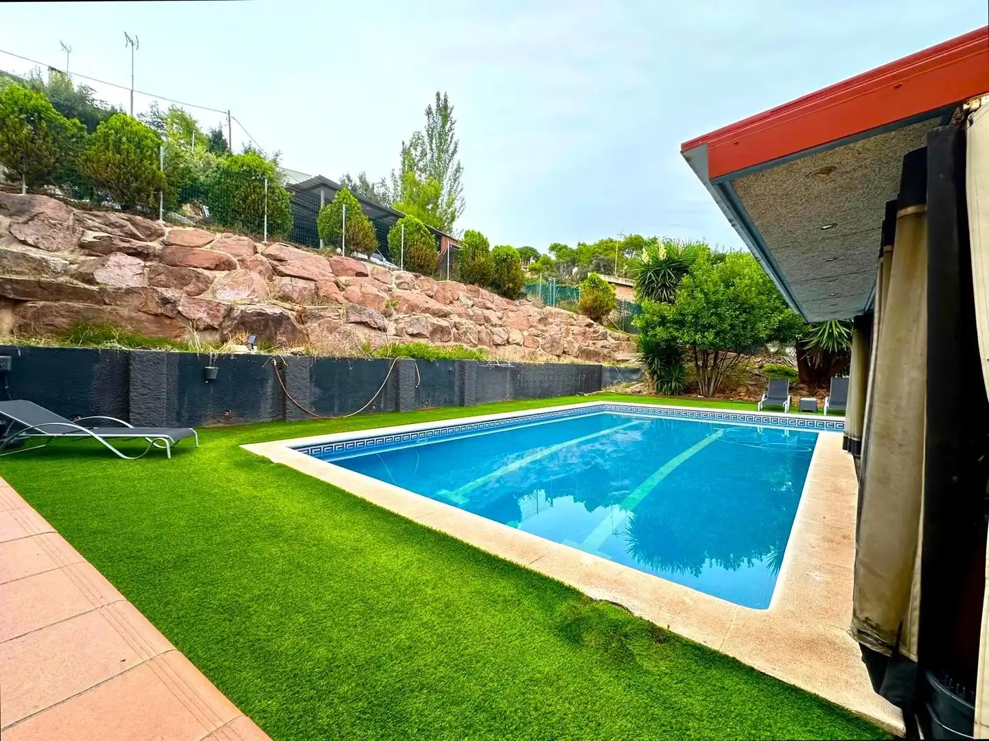 Piscina de Casa o xalet en venda en L'Ametlla del Vallès amb Aire condicionat, Calefacció i Terrassa