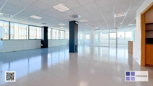 Oficina en Alquiler en Carrer de Frederic Mompou en Centre