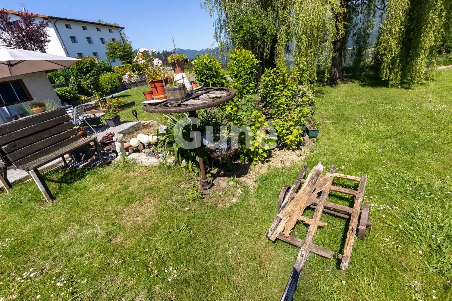 Jardín de Casa adosada en venta en Orendain con Calefacción, Terraza y Trastero