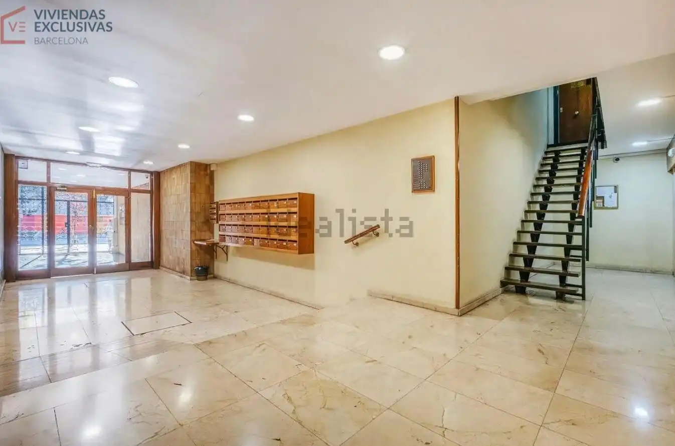 Flat with terrace for sale in Avenida de Roma, imagen 25