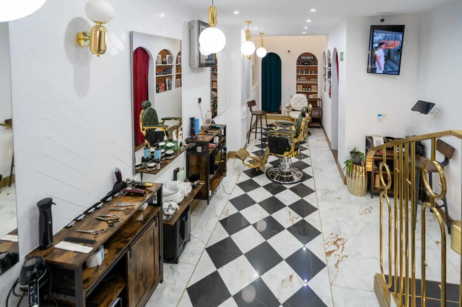 Local de alquiler en  Madrid Capital con Aire acondicionado y Amueblado