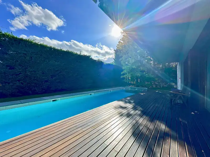 Swimming pool of Houses for sale in Figueres  with Air Conditioner, Heating and Terrace