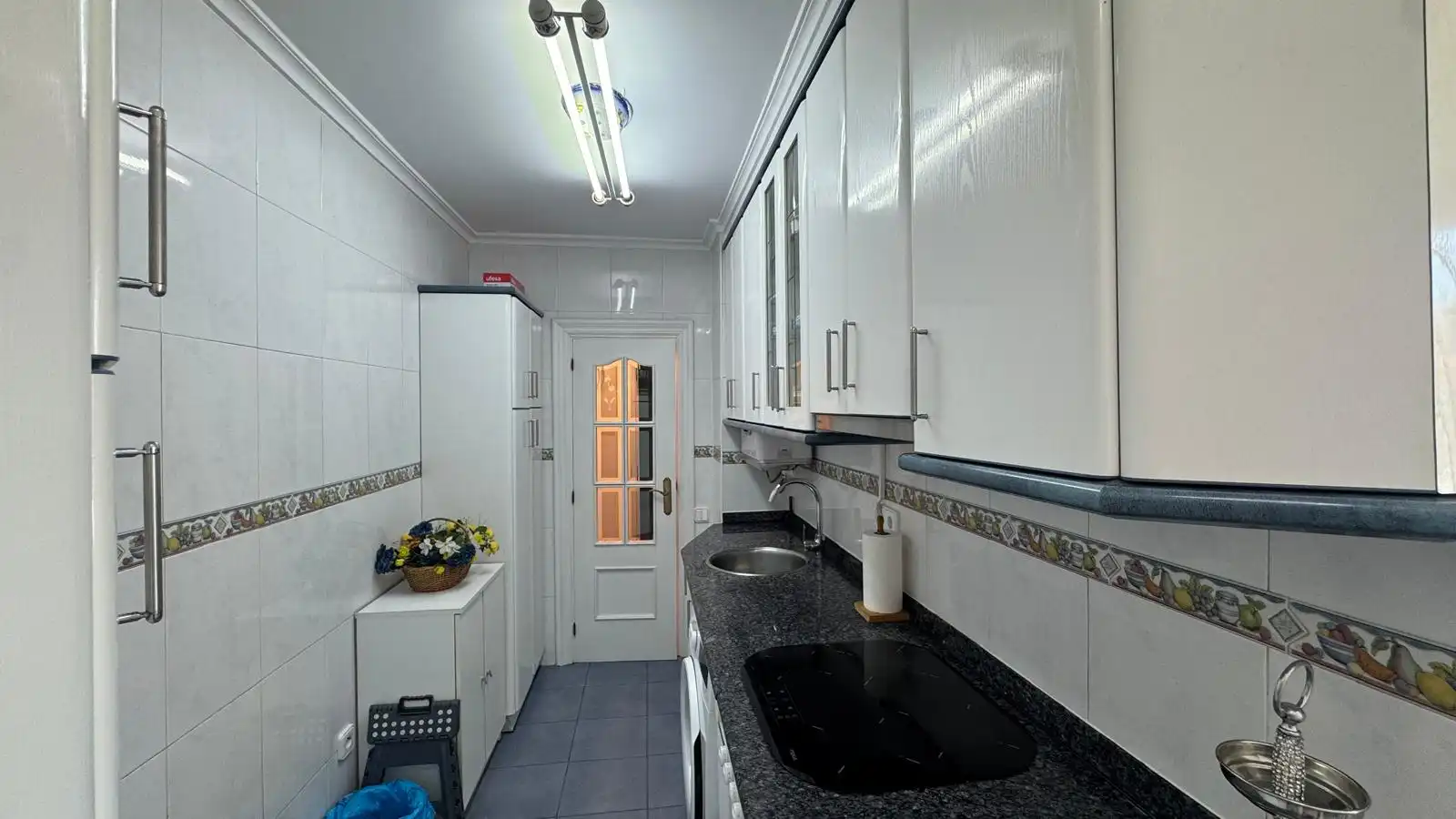 Küche von Wohnung zur Miete in Santander mit Heizung, Parkett und Abstellraum