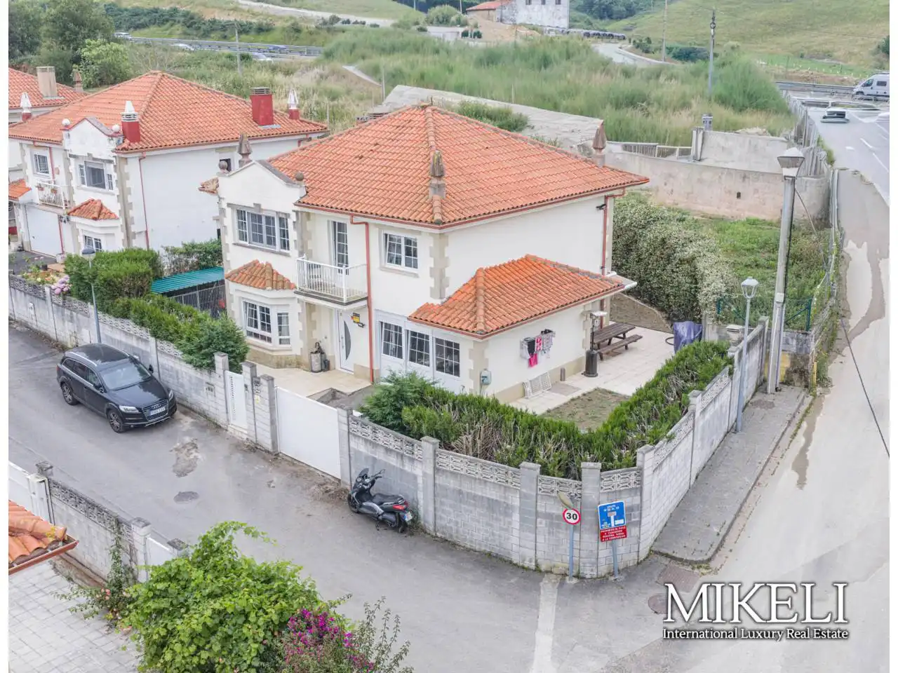 Vista exterior de Casa o chalet en venta en Piélagos con Calefacción, Jardín privado y Parquet