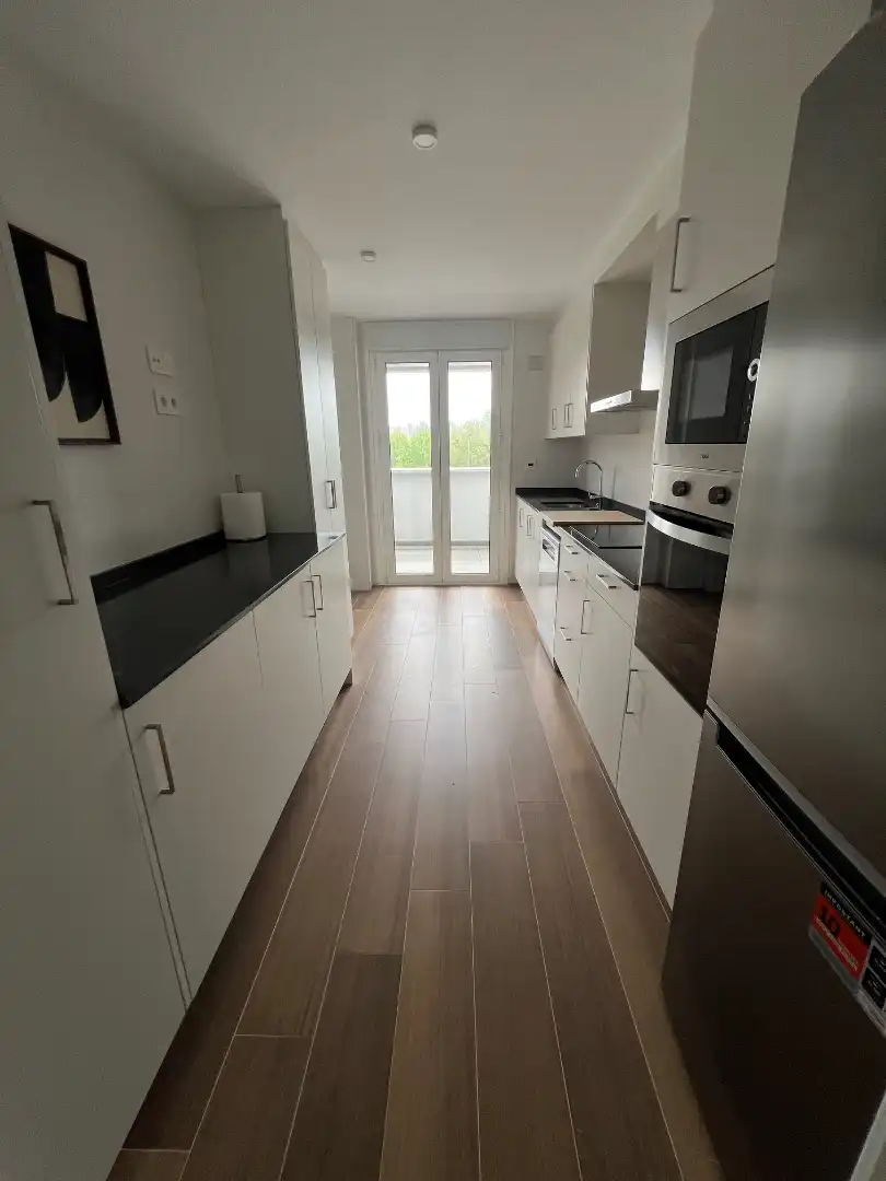 Cocina de Piso de alquiler en Siero con Calefacción, Parquet y Terraza