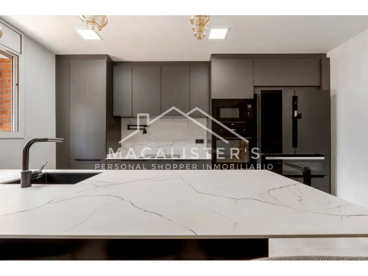 Cocina de Casa adosada en venta en Vilassar de Mar con Aire acondicionado, Calefacción y Jardín privado
