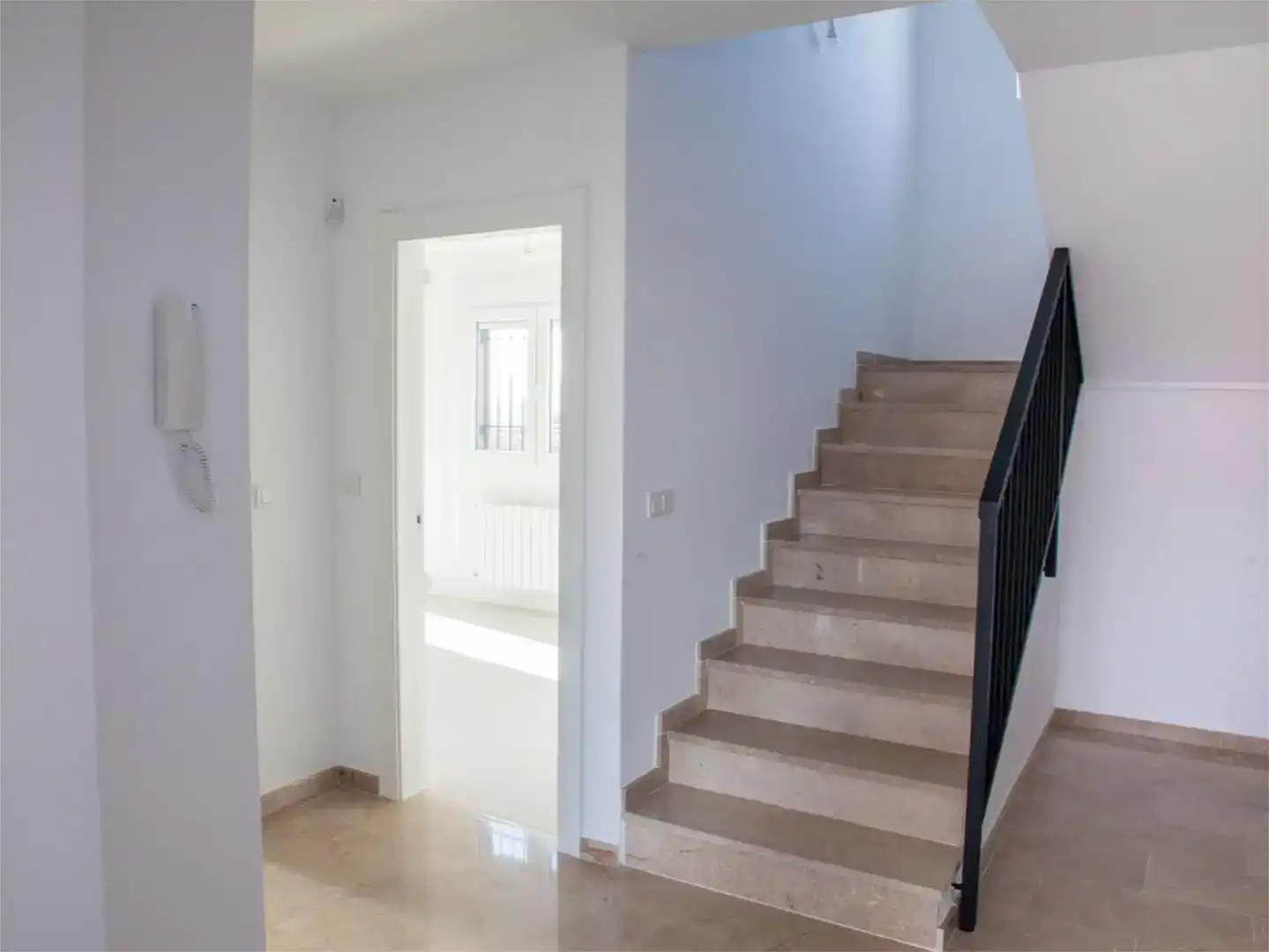 Piso en venta en Villa de Otura con Jardín privado