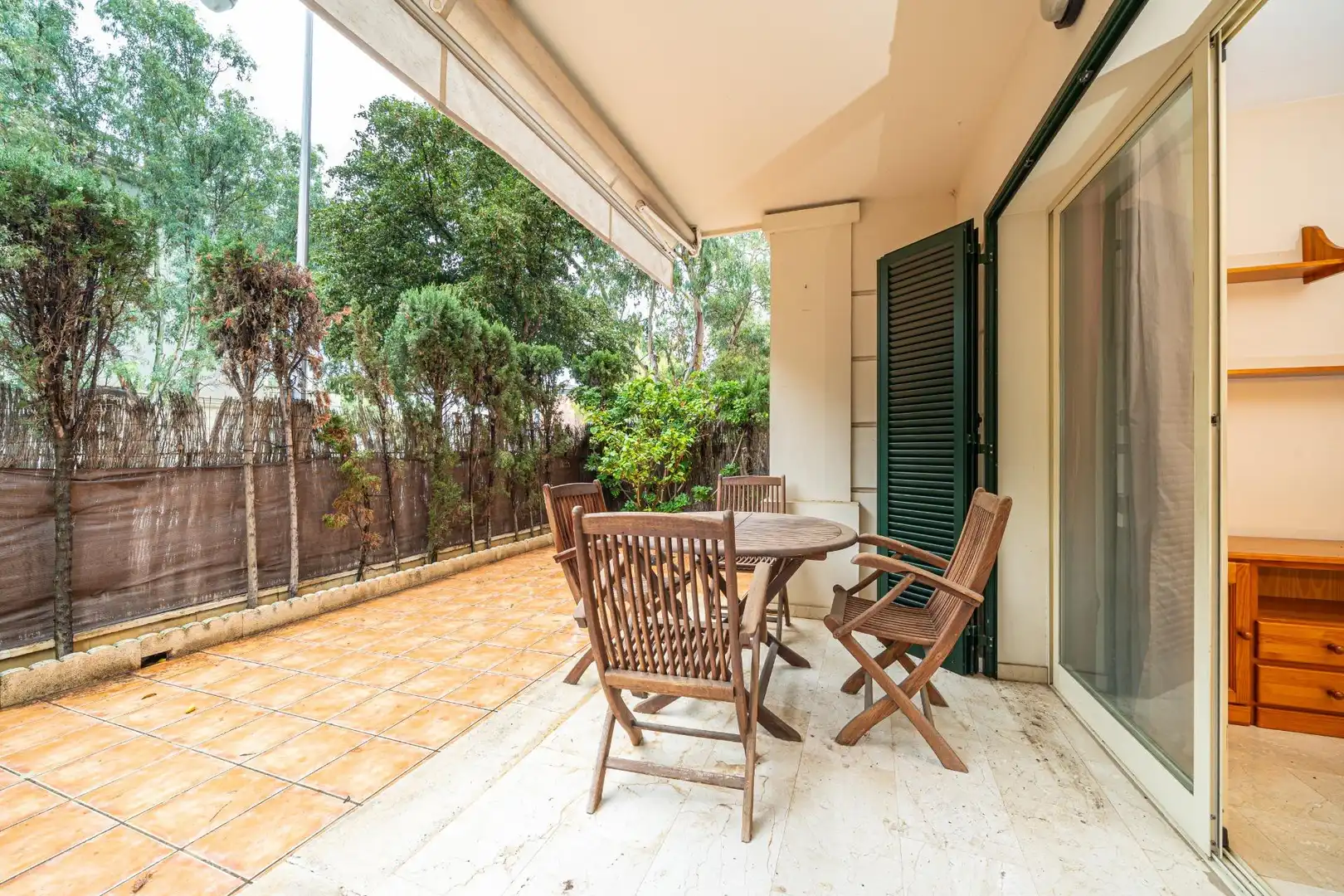 Ground floor with lift for sale in Carrer de l'Illa de Rodes, imagen 4