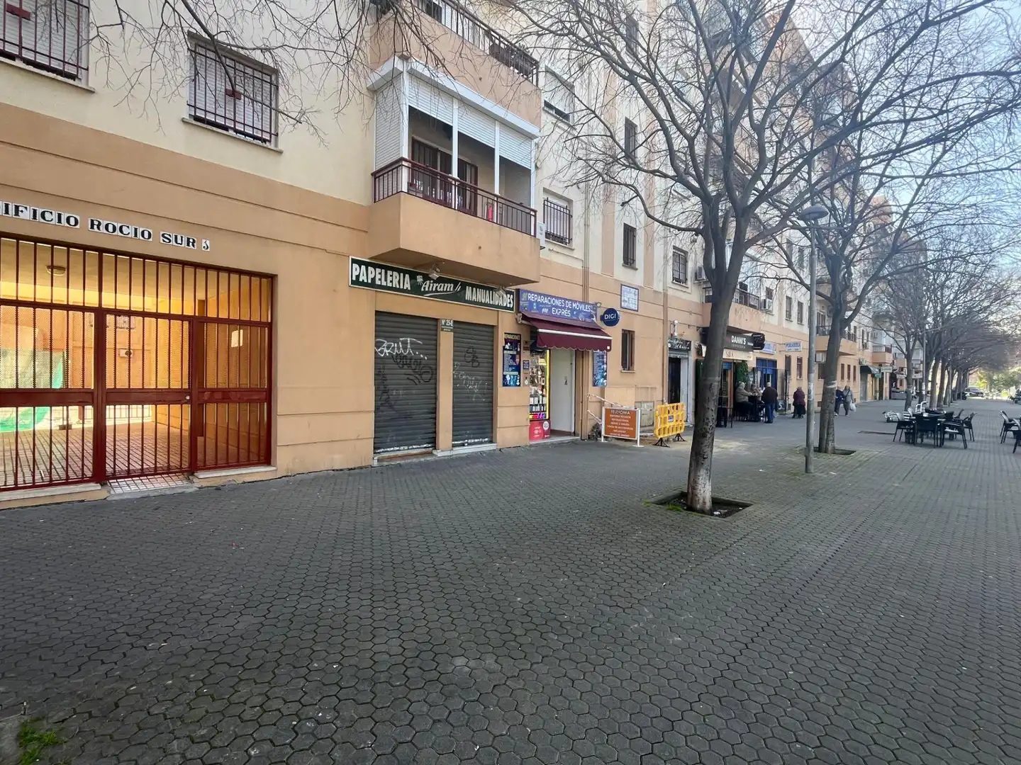 Vista exterior de Local en venta en Sevilla con Aire acondicionado y Amueblado