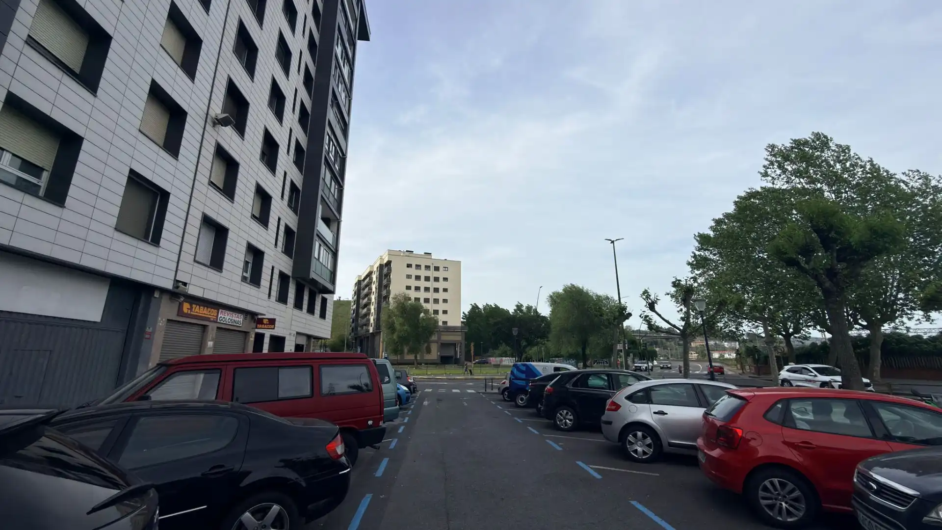 Parkplatz von Wohnung zum Verkauf in Barakaldo  mit Möbliert