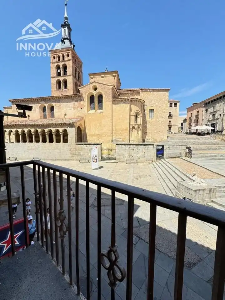 Exterior view of Flat for rent in Segovia  with Air Conditioner, Heating and Terrace