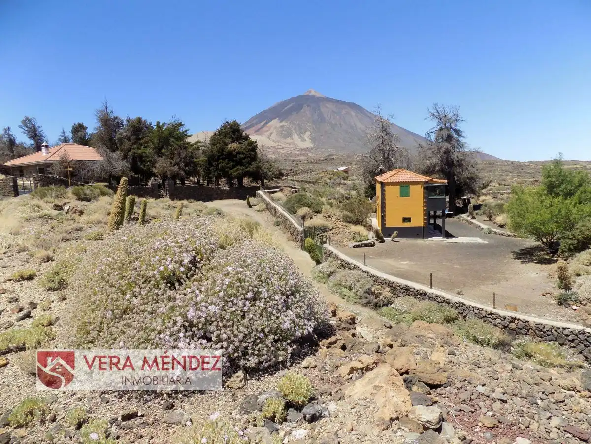 Vista exterior de Casa o xalet en venda en La Orotava amb Terrassa i Moblat