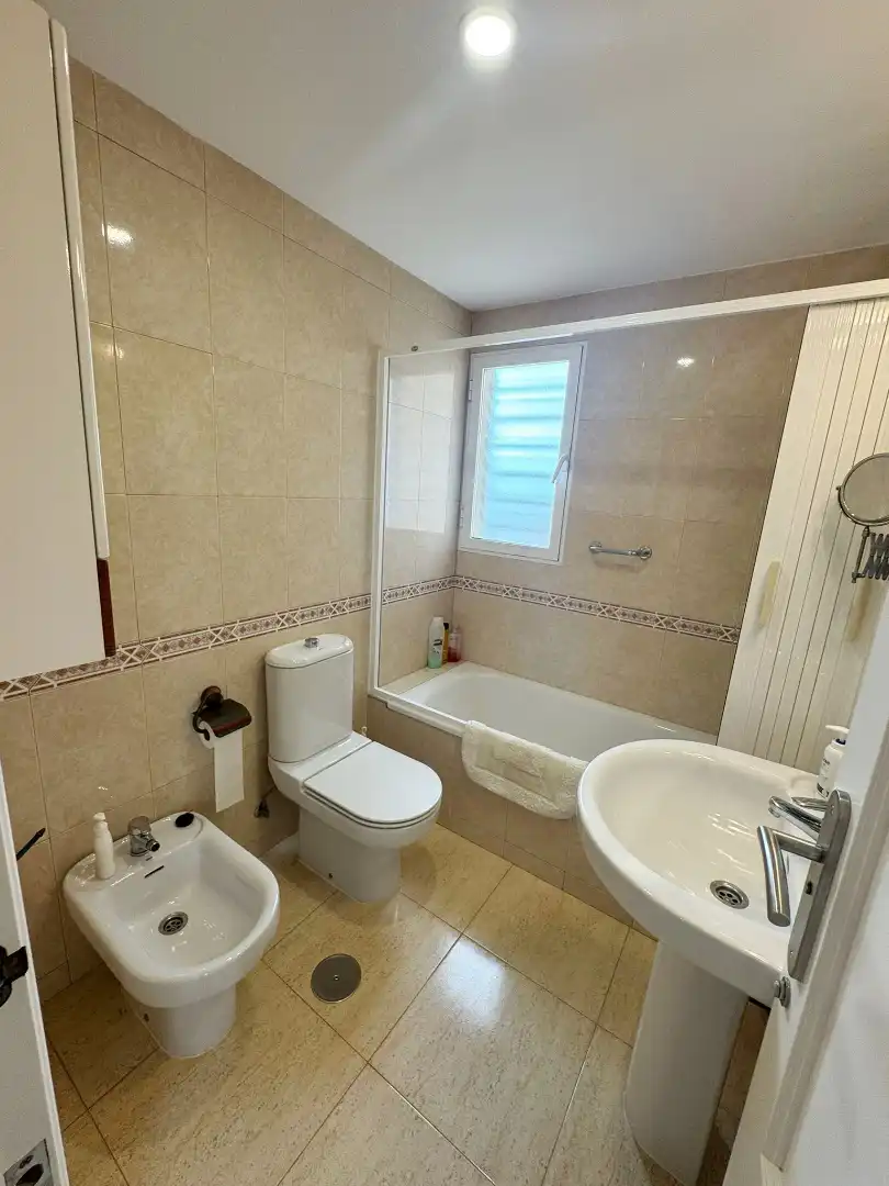 Bathroom of Apartments for rent in El Campello  with Heating, Terrace and Furnished