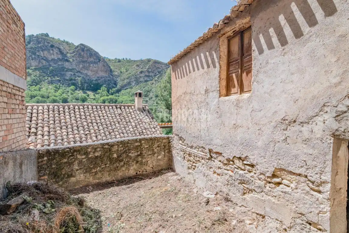 Vista exterior de Casa adosada en venta en Quéntar con Terraza