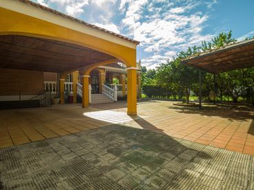 Villa mit Garten zum Verkauf in Avenida Elvas