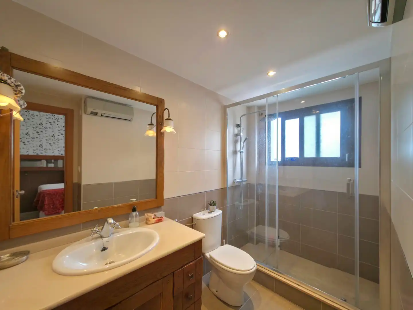 Bathroom of Detached homes for sale in San Vicente del Raspeig / Sant Vicent del Raspeig  with Air Conditioner, Heating and Private garden