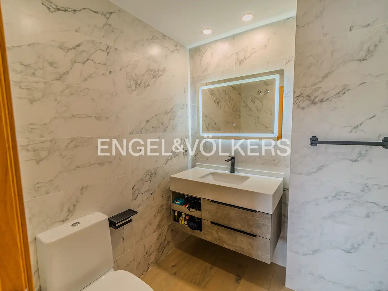 Baño de Casa o chalet en venta en Mutxamel con Aire acondicionado, Calefacción y Jardín privado