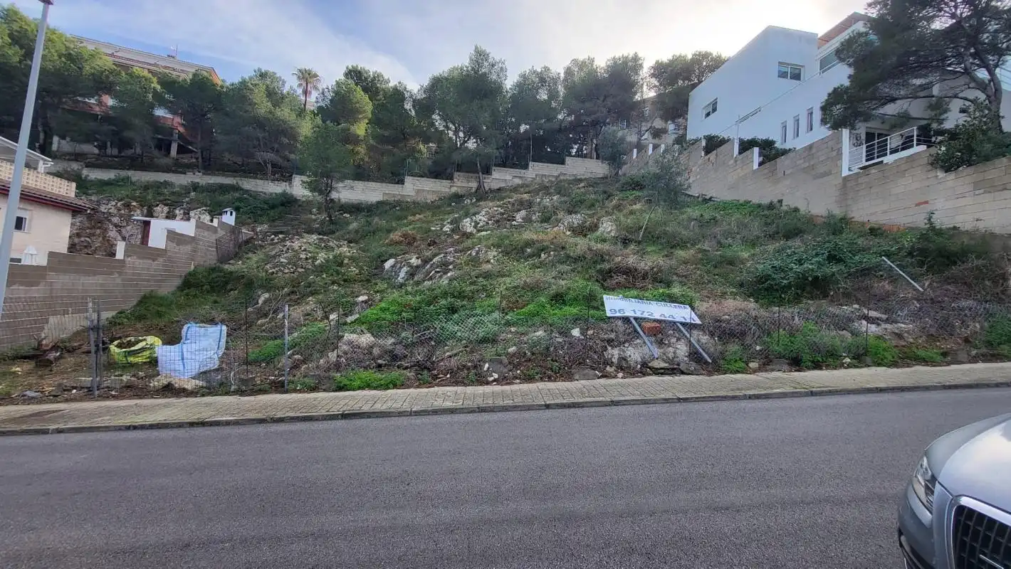 Terreno industrial en venta en Cullera