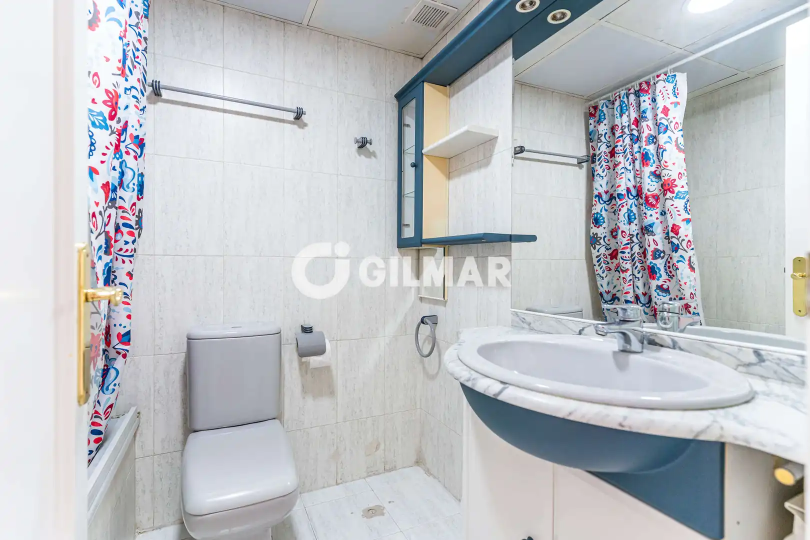 Baño de Ático en venta en Villaverde