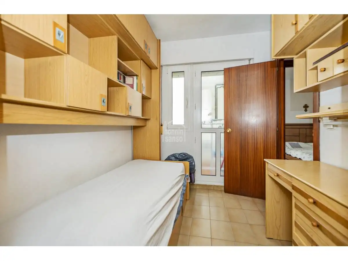 Dormitori de Apartament en venda en Maó - Mahón amb Terrassa