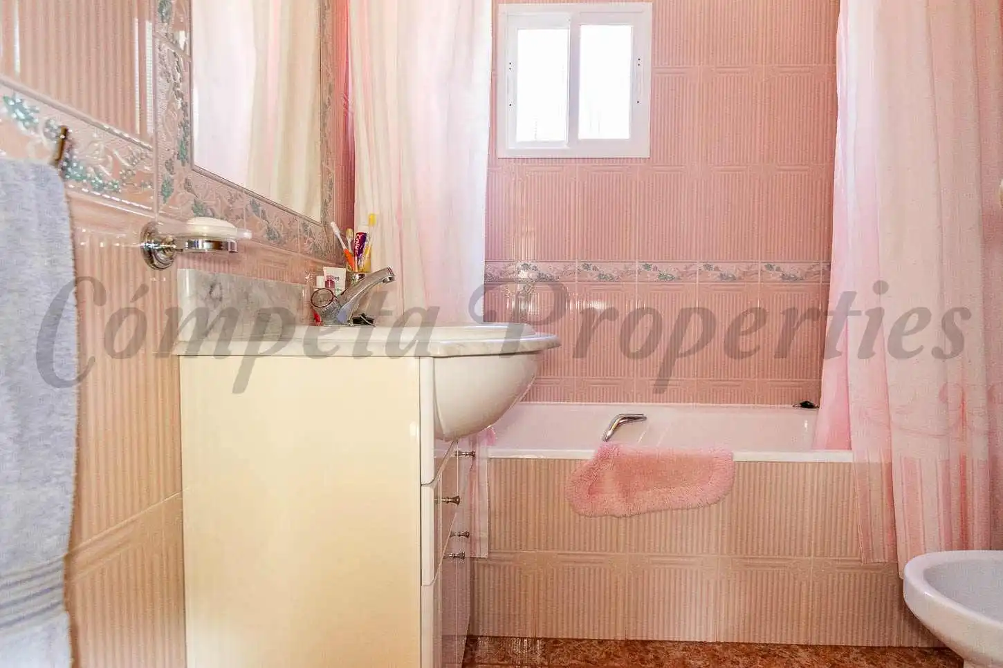 House with pool for sale in Este, imagen 6