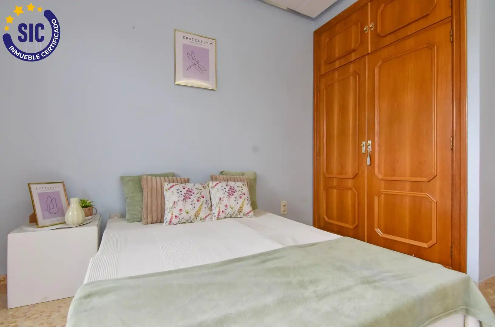 Habitación de Casa o chalet en venta en Torrent con Aire acondicionado, Jardín privado y Terraza