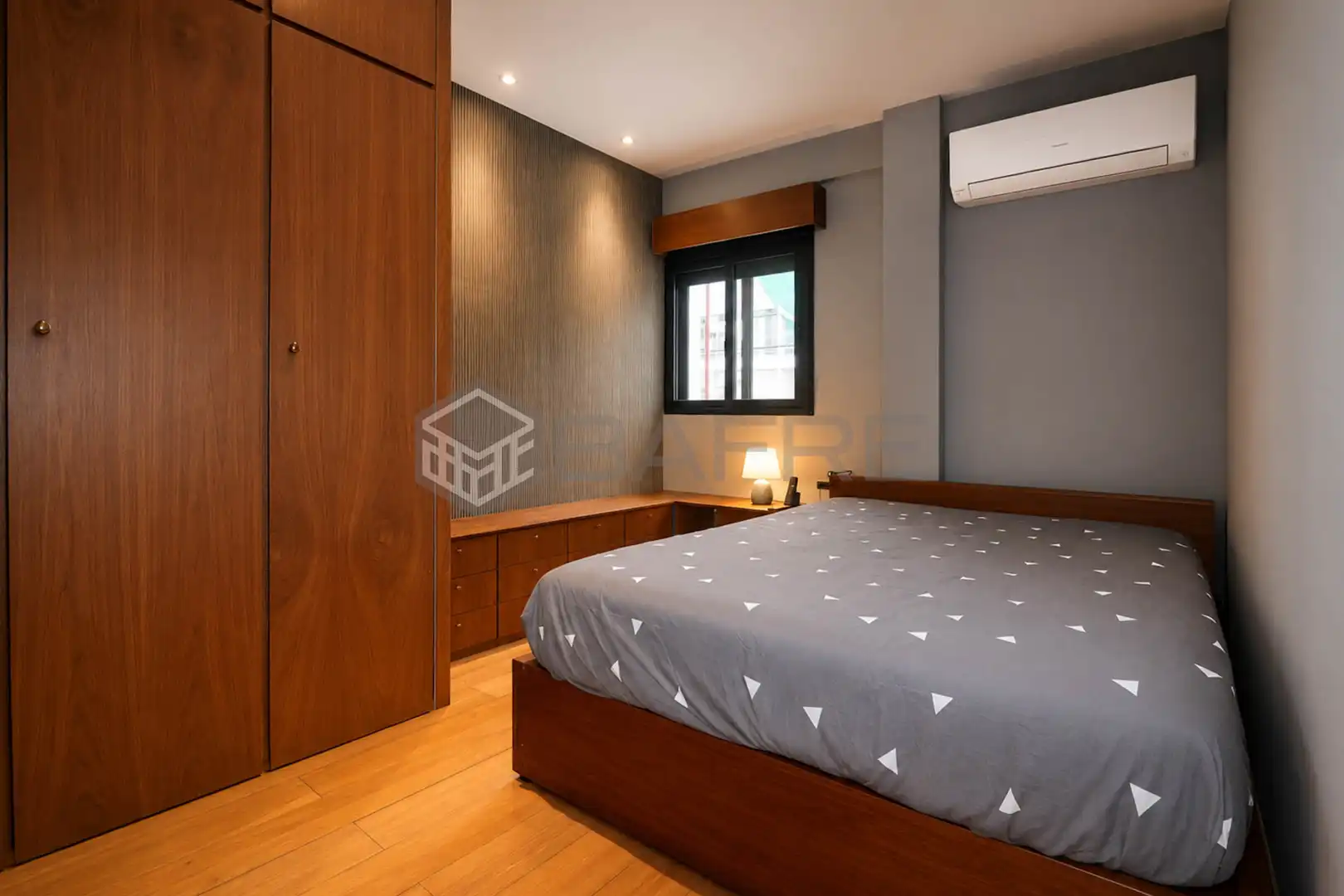 Bedroom of Flat for sale in Madrid  with Air Conditioner and Balcony