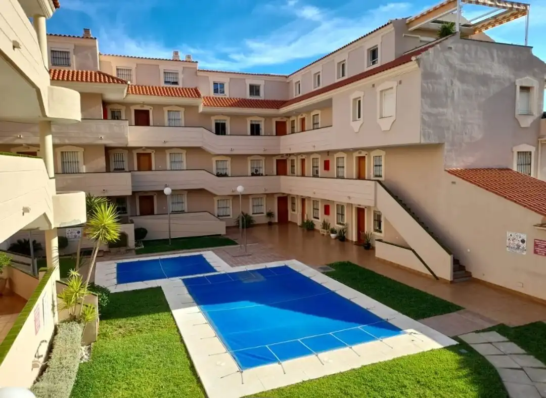 Apartament amb piscina en venda a Parque de la Paloma
