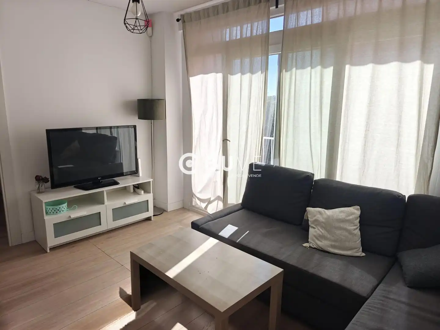 Sala de estar de Piso para compartir en Madrid con Aire acondicionado, Calefacción y Parquet