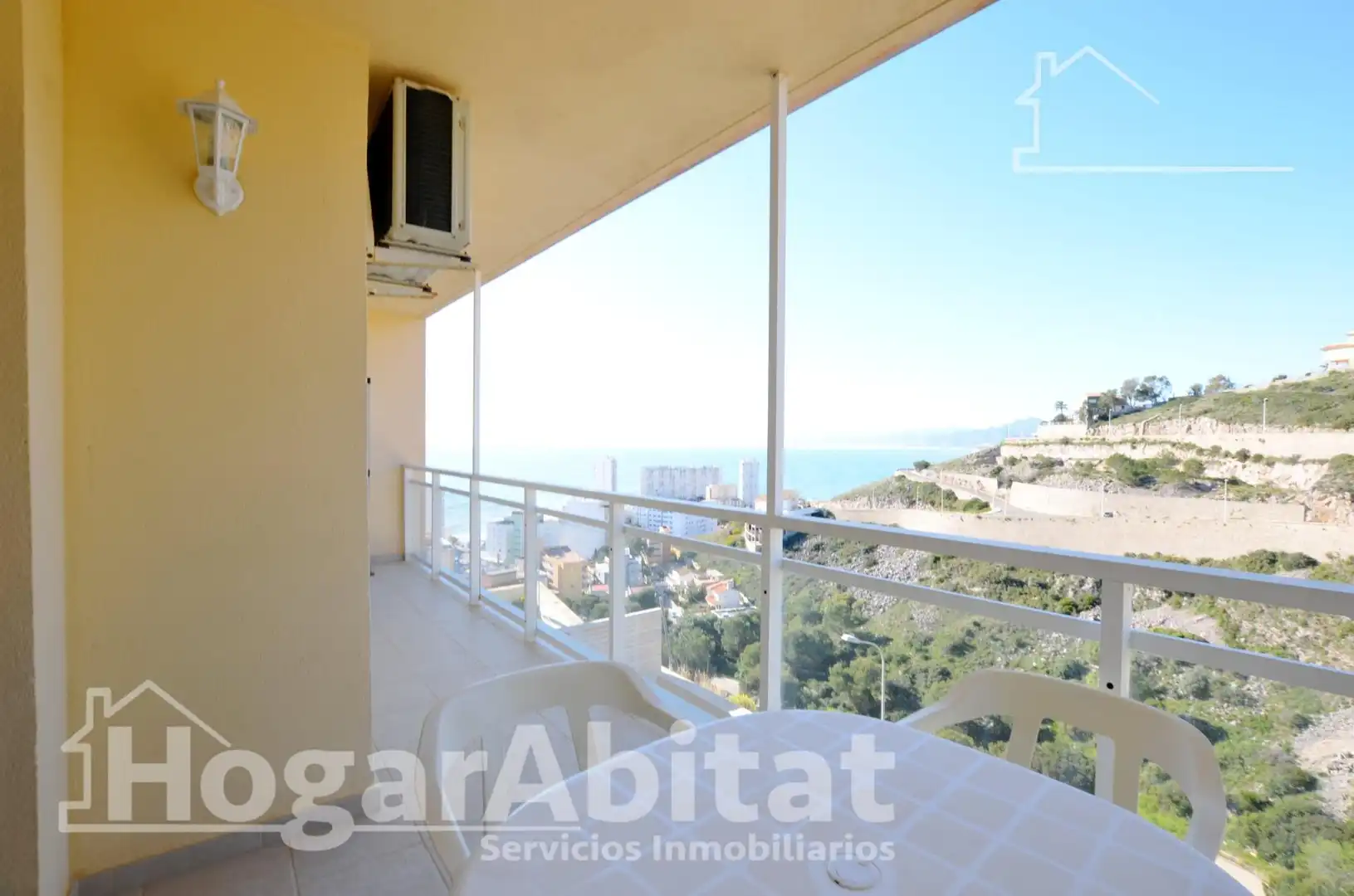 Wohnung zum Verkauf in Calle Azahar, El Faro