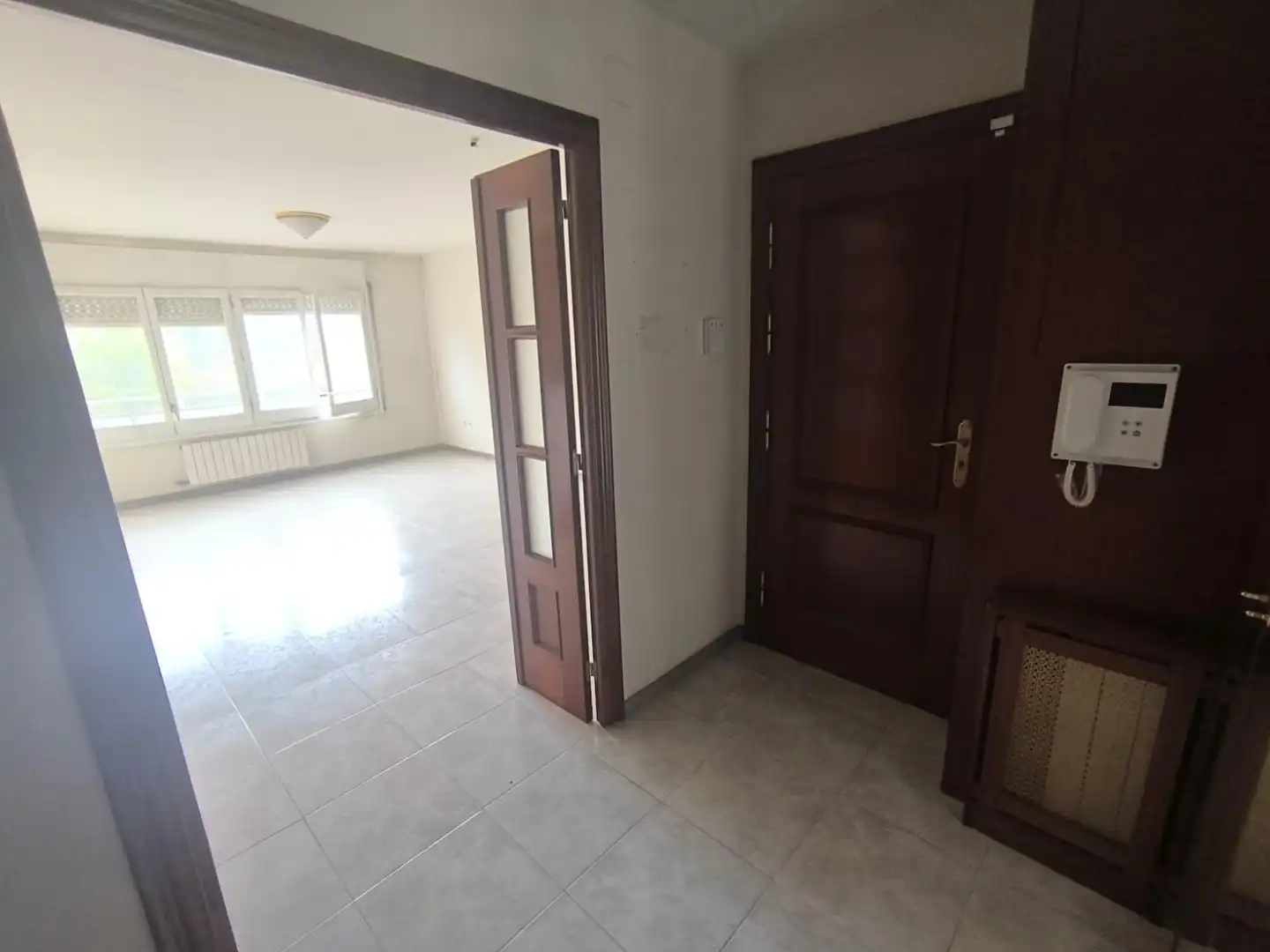 Flat for sale in Manresa  with Air Conditioner, Heating and Balcony
